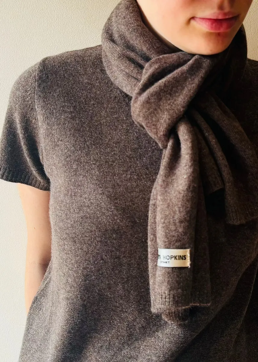 100% Cashmere Featherlight Scarf in Woodland Brown